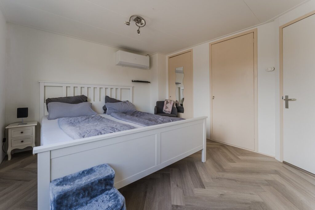 Dorpsstraat 929