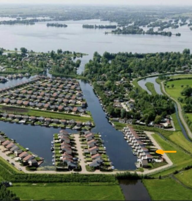 Vinkenkade 77R211