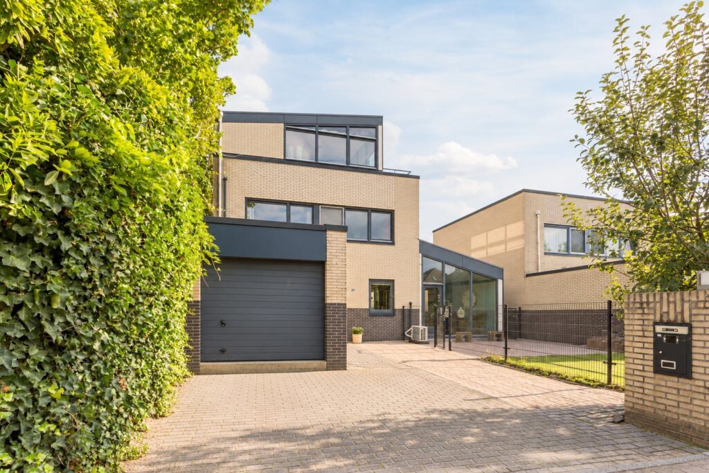 Tolhuisstraat 25
