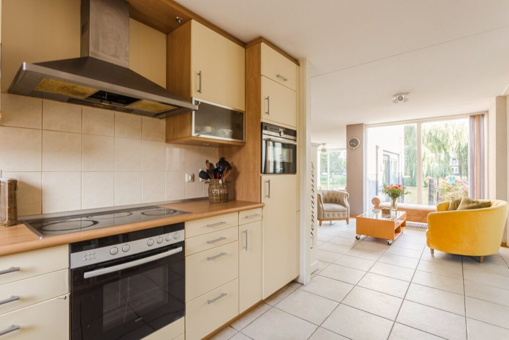 Tolhuisstraat 25
