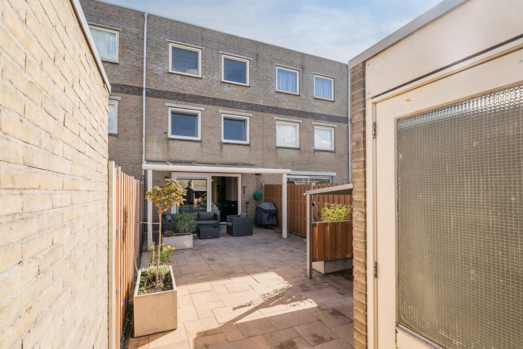 P.A. van Meverstraat 4