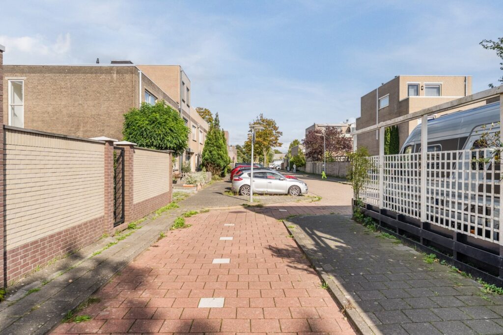 P.A. van Meverstraat 4