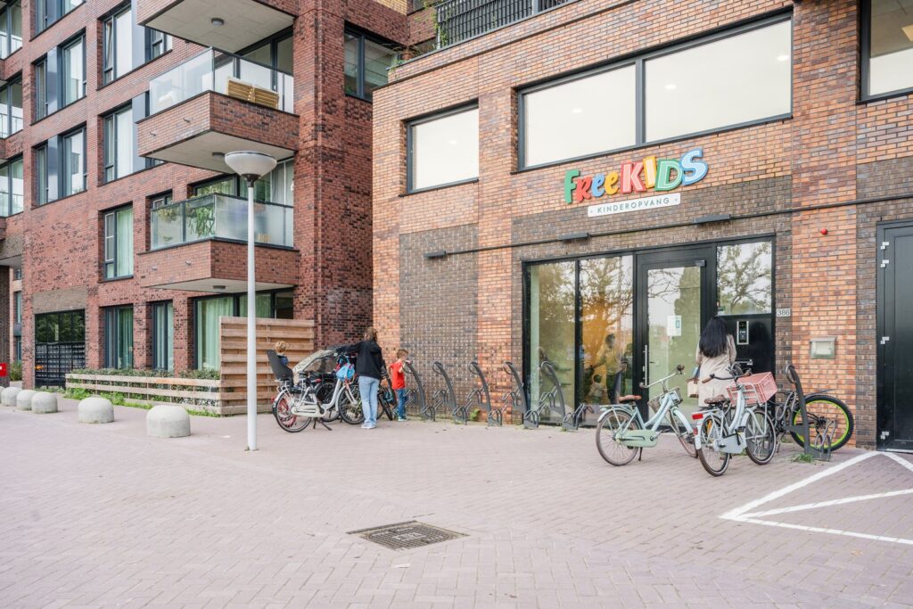 Mahoniehout 413
