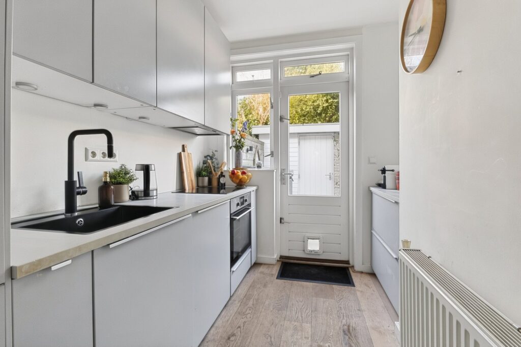 Prins Bernhardstraat 19