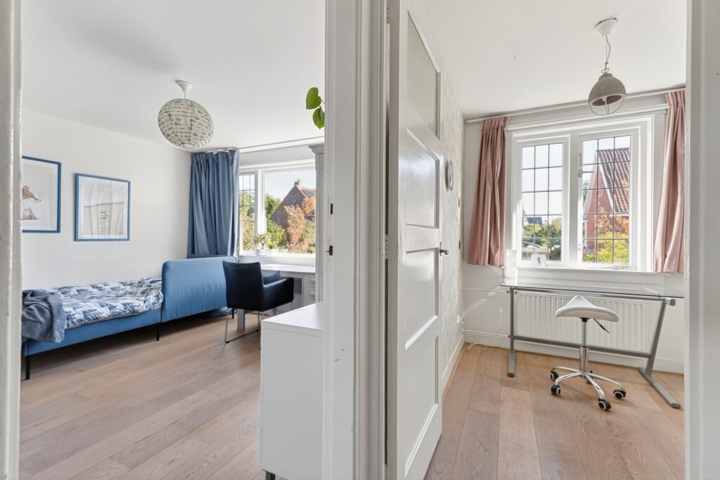 Prins Bernhardstraat 19