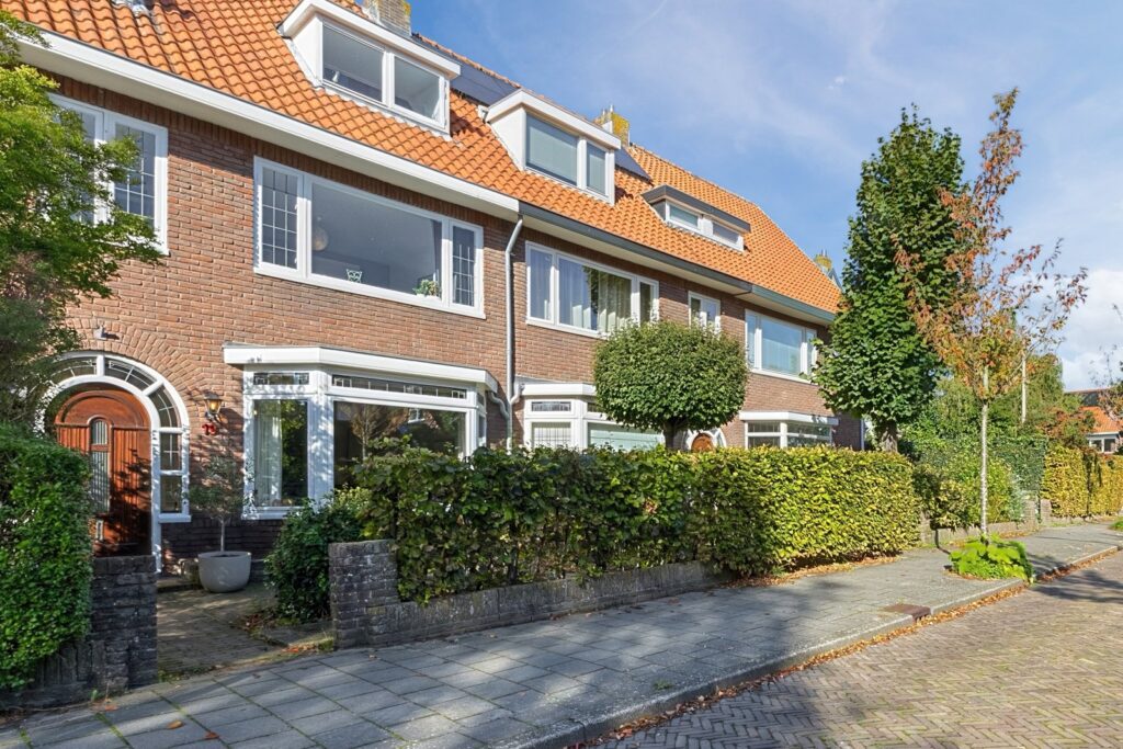 Prins Bernhardstraat 19