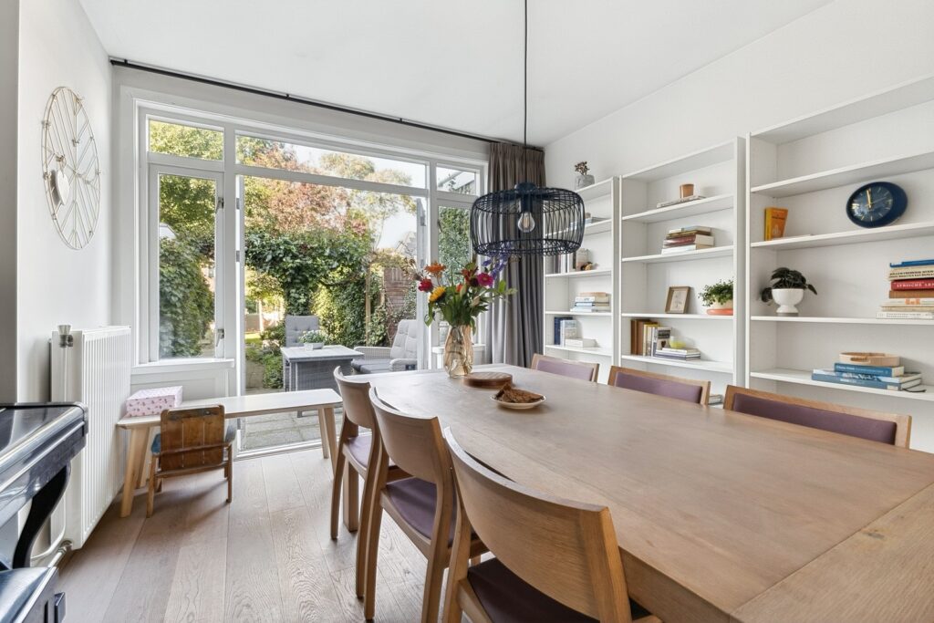 Prins Bernhardstraat 19